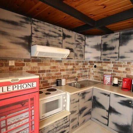 Lignum Apartment Ermoupoli Luaran gambar